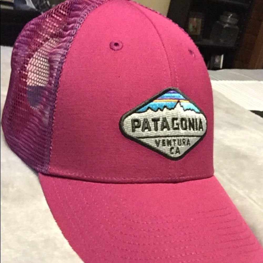 Women’s Patagonia trucker hat